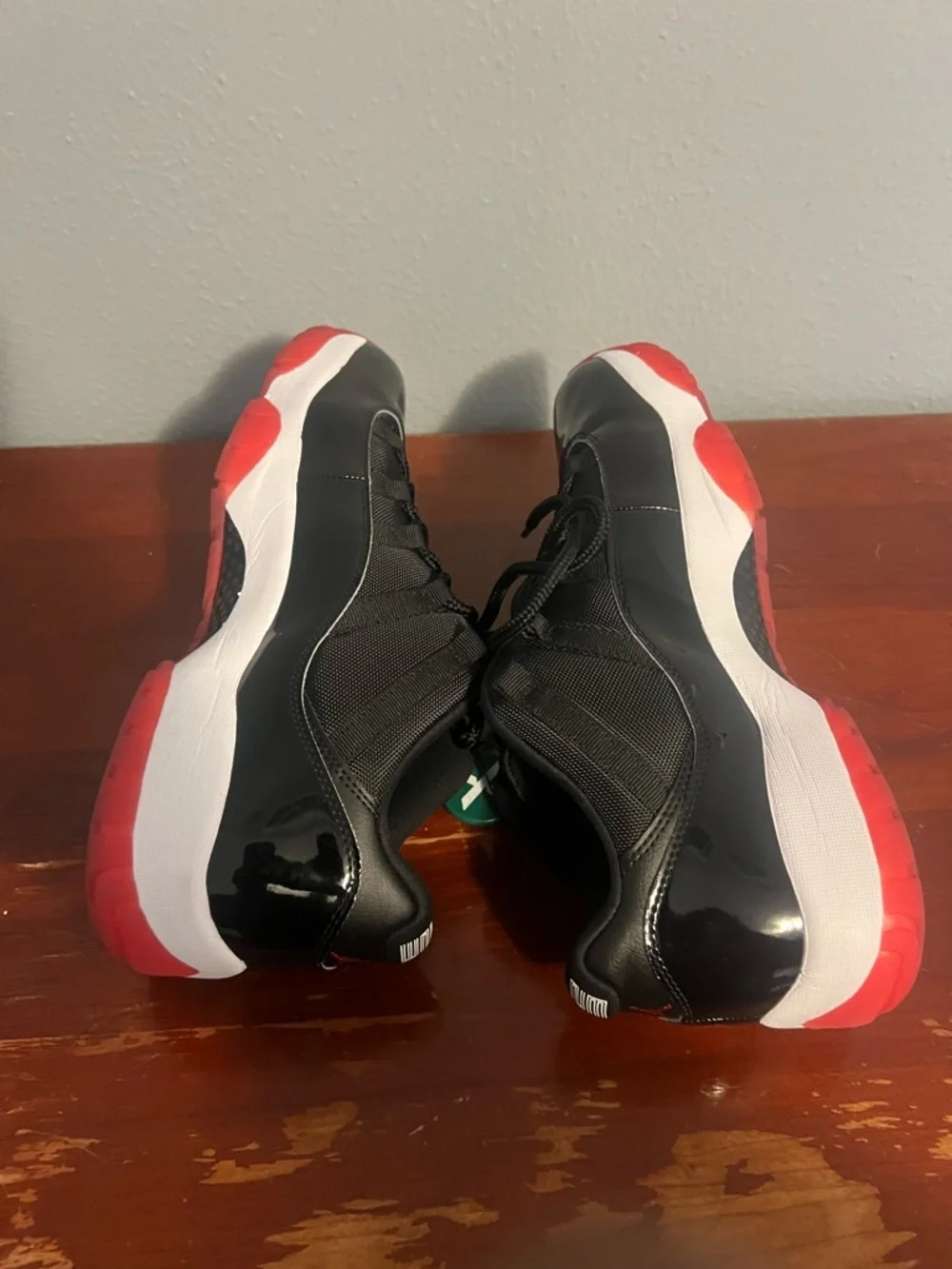 Jordan Men's Athletic Shoes Retro 11 low 2025 worn 1 time